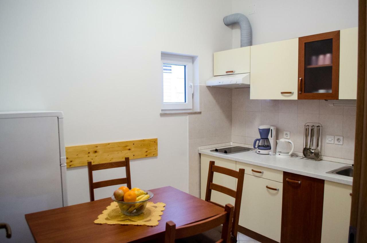Apartments Rina تْسافتات المظهر الخارجي الصورة