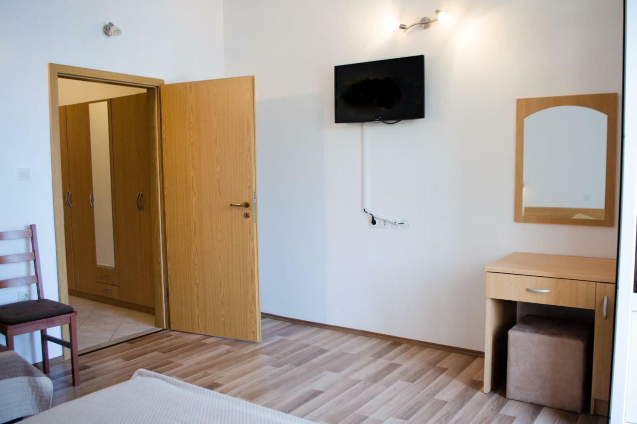Apartments Rina تْسافتات المظهر الخارجي الصورة